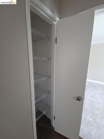 202 Shoreline CT, Richmond, CA 94804