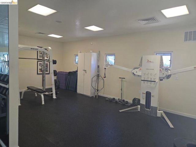 202 Shoreline CT, Richmond, CA 94804
