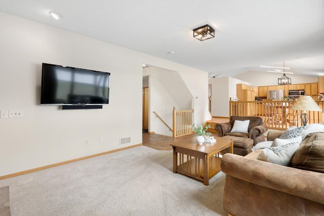 17079 Isleton Avenue, Lakeville, MN 55044