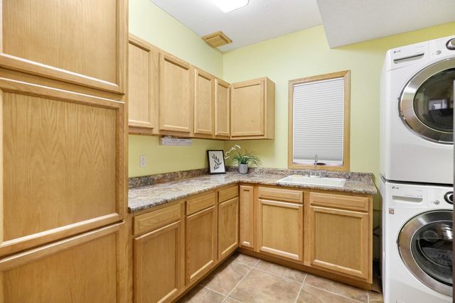 17079 Isleton Avenue, Lakeville, MN 55044