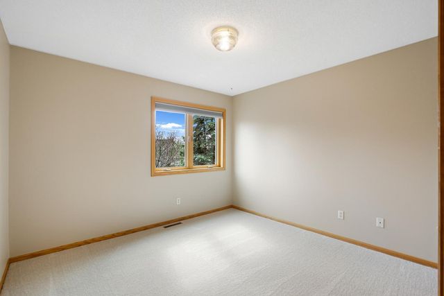 17079 Isleton Avenue, Lakeville, MN 55044