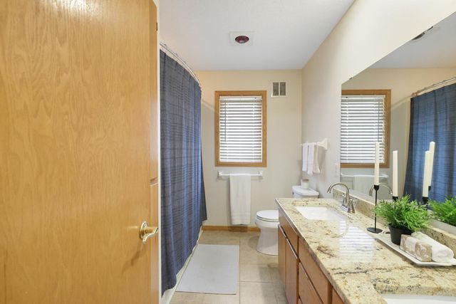 17079 Isleton Avenue, Lakeville, MN 55044