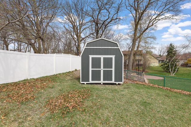 17079 Isleton Avenue, Lakeville, MN 55044