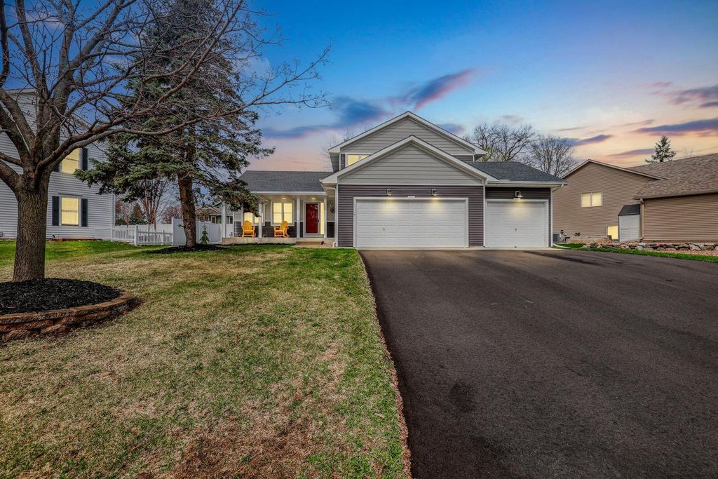 17079 Isleton Avenue, Lakeville, MN 55044