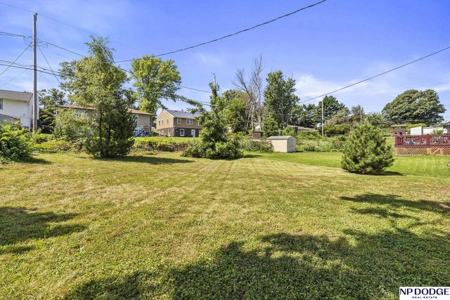 5613 Grand Avenue, Omaha, NE 68104