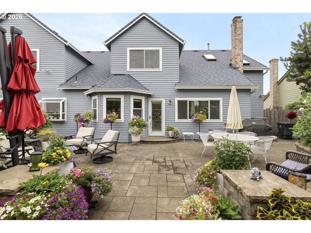 2745 Ne KELLY Pl, Gresham, OR 97030