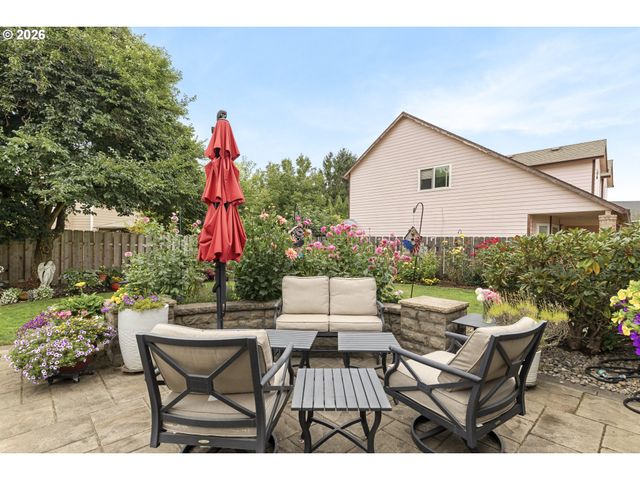 2745 Ne KELLY Pl, Gresham, OR 97030