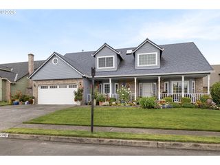2745 Ne KELLY Pl, Gresham, OR 97030