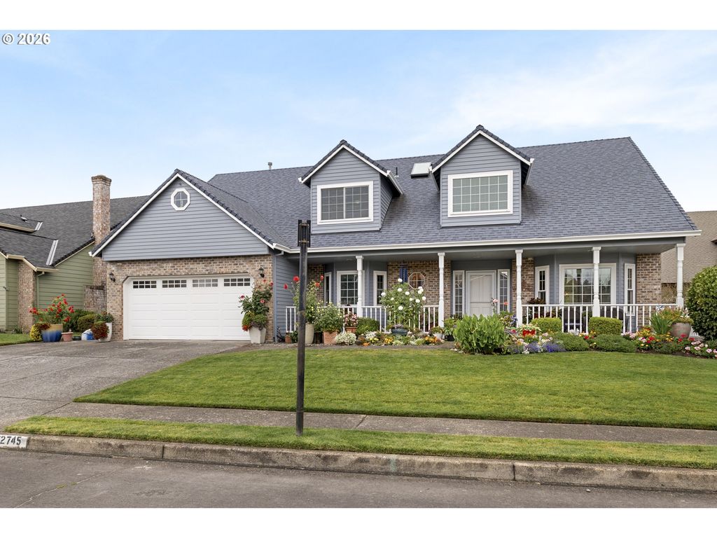 2745 Ne KELLY Pl, Gresham, OR 97030