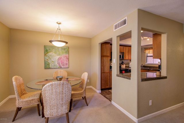6651 N Campbell Ave Apt 214, Tucson, AZ 85718