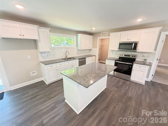 1019 E 10th Street, Kannapolis, NC 28083