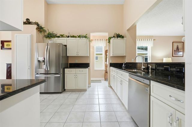 6170 SAILBOAT AVENUE, Tavares, FL 32778