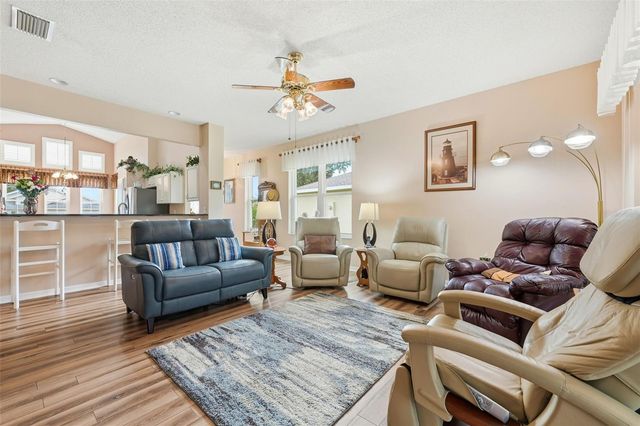 6170 SAILBOAT AVENUE, Tavares, FL 32778