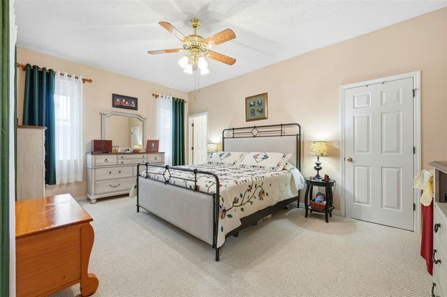 6170 SAILBOAT AVENUE, Tavares, FL 32778