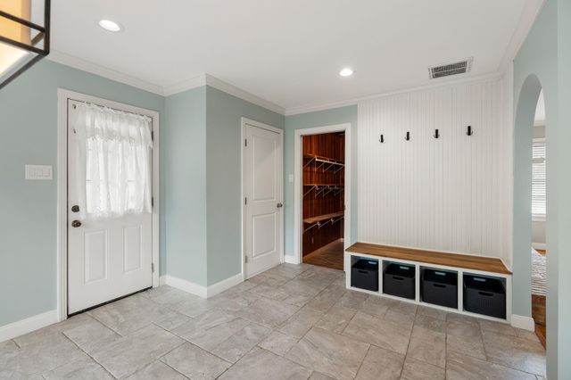 9333 Walterville Road, Houston, TX 77080