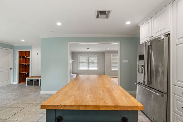 9333 Walterville Road, Houston, TX 77080
