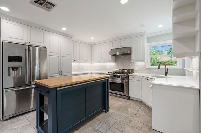 9333 Walterville Road, Houston, TX 77080