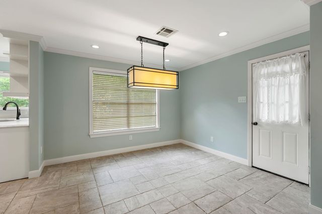 9333 Walterville Road, Houston, TX 77080