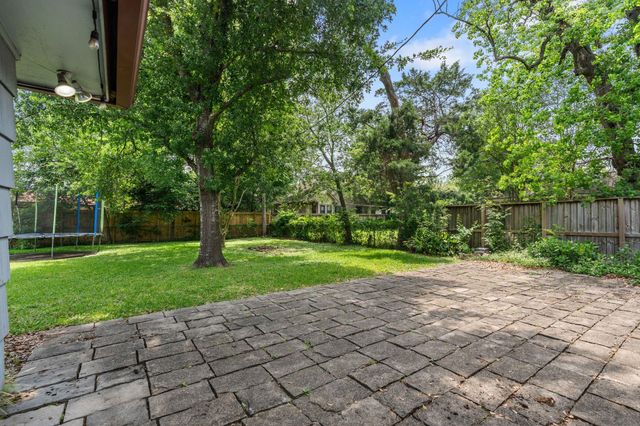 9333 Walterville Road, Houston, TX 77080