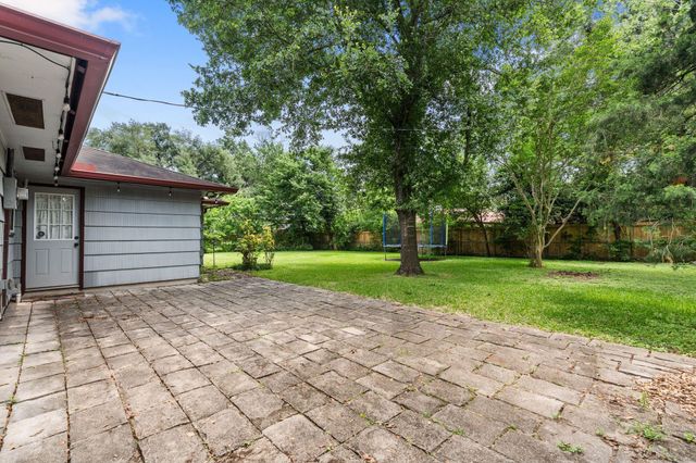 9333 Walterville Road, Houston, TX 77080
