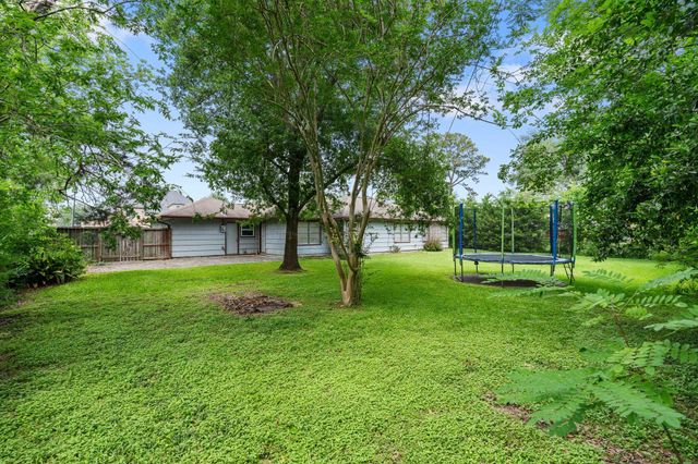 9333 Walterville Road, Houston, TX 77080
