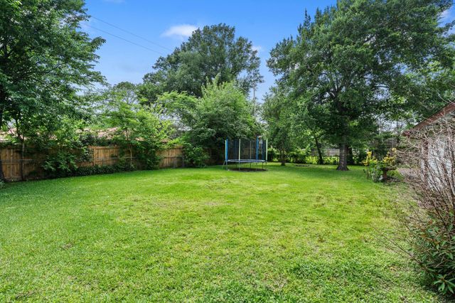 9333 Walterville Road, Houston, TX 77080