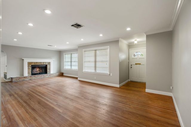 9333 Walterville Road, Houston, TX 77080