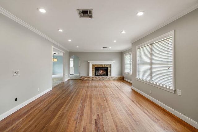 9333 Walterville Road, Houston, TX 77080