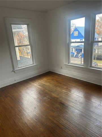 189 Augustine Street, Rochester, NY 14613