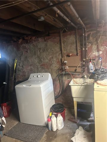 189 Augustine Street, Rochester, NY 14613