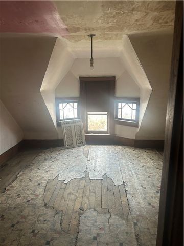 189 Augustine Street, Rochester, NY 14613