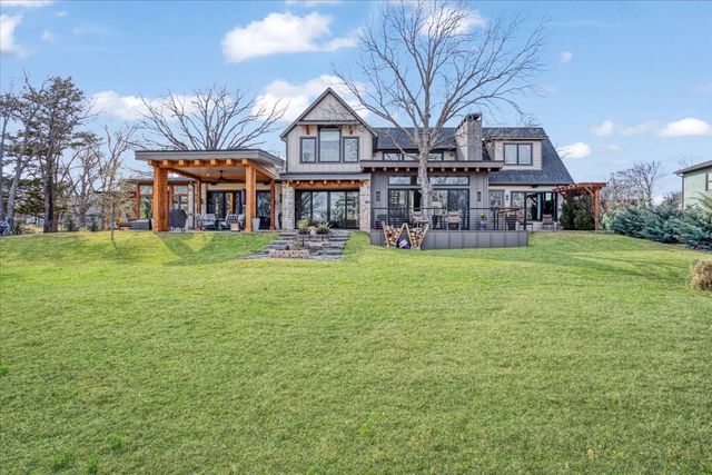 210 Coffee Circle, Pottsboro, TX 75076