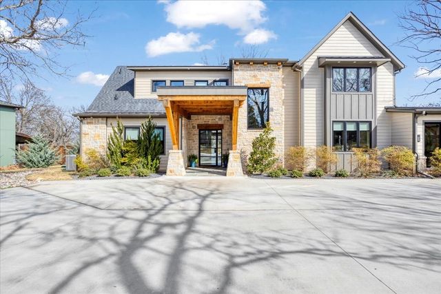 210 Coffee Circle, Pottsboro, TX 75076