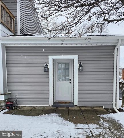 805 HAMILTON STREET, Carlisle, PA 17013