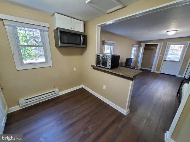 805 HAMILTON STREET, Carlisle, PA 17013