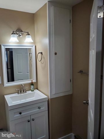 805 HAMILTON STREET, Carlisle, PA 17013