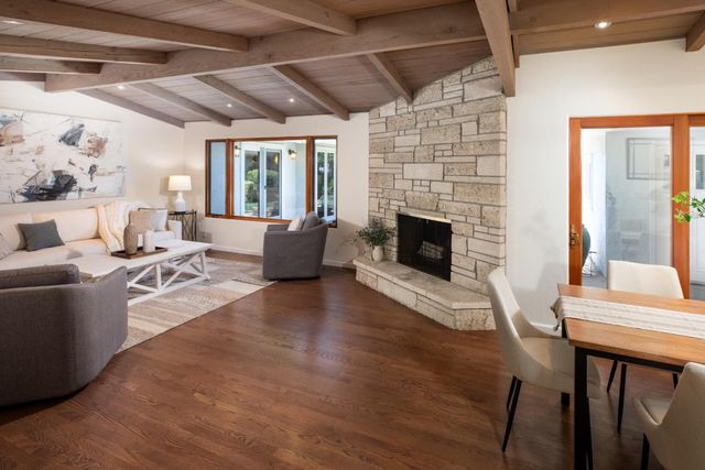 1310 Harwalt Drive, Los Altos, CA 94024