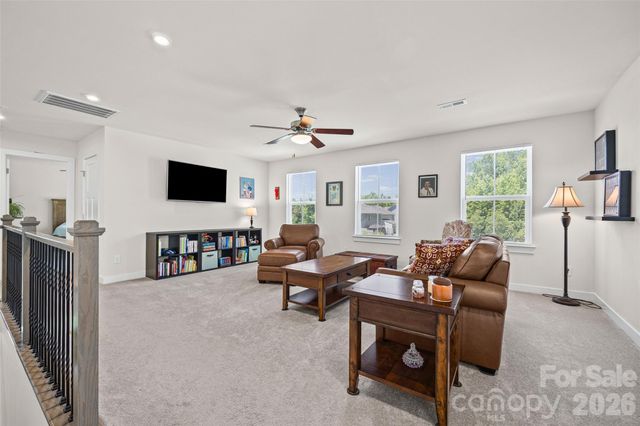 10295 October Glory Way, Charlotte, NC 28215