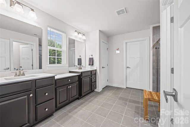10295 October Glory Way, Charlotte, NC 28215