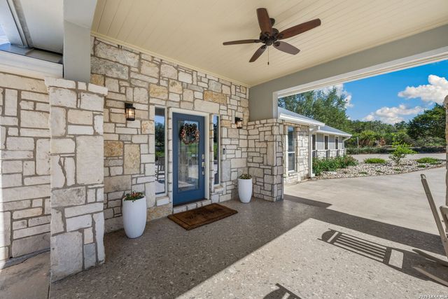 14343 Santa Loma, Helotes, TX 78023