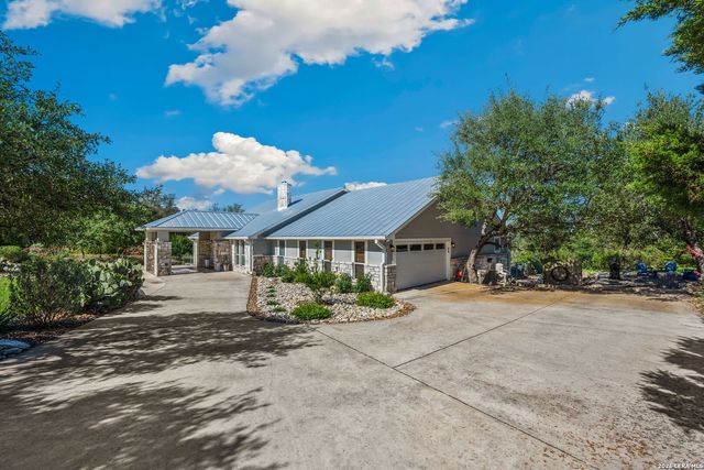 14343 Santa Loma, Helotes, TX 78023