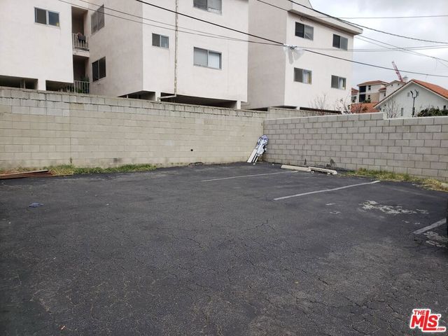 3171 W 11th Street, Los Angeles, CA 90006