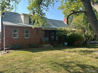 10017 McCartney Lane, Riverview, MO 63137