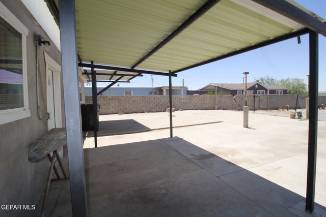 8606 N GATEWAY Boulevard, Canutillo, TX 79835
