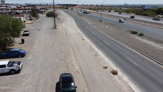 8606 N GATEWAY Boulevard, Canutillo, TX 79835