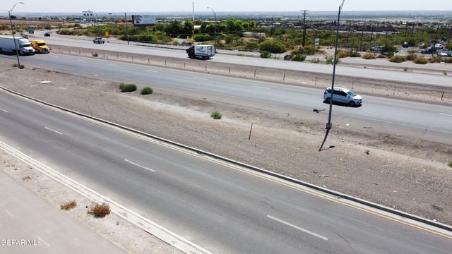 8606 N GATEWAY Boulevard, Canutillo, TX 79835