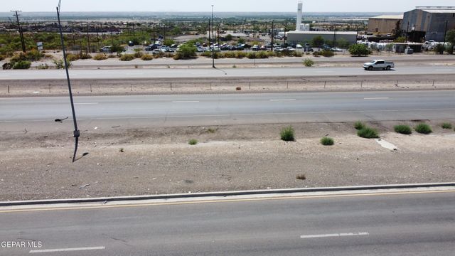8606 N GATEWAY Boulevard, Canutillo, TX 79835