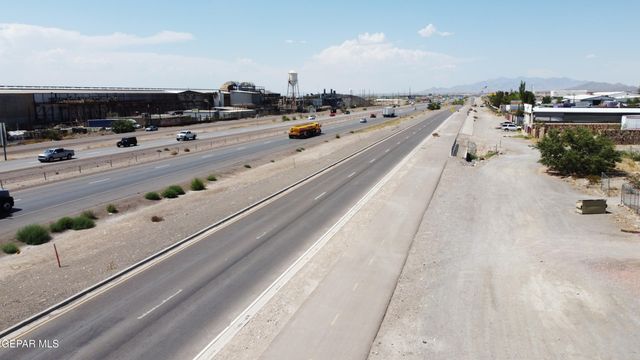 8606 N GATEWAY Boulevard, Canutillo, TX 79835