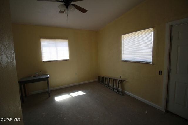 8606 N GATEWAY Boulevard, Canutillo, TX 79835