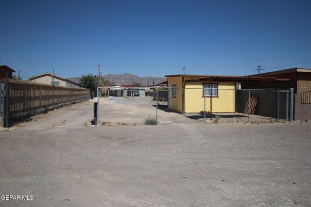 8606 N GATEWAY Boulevard, Canutillo, TX 79835